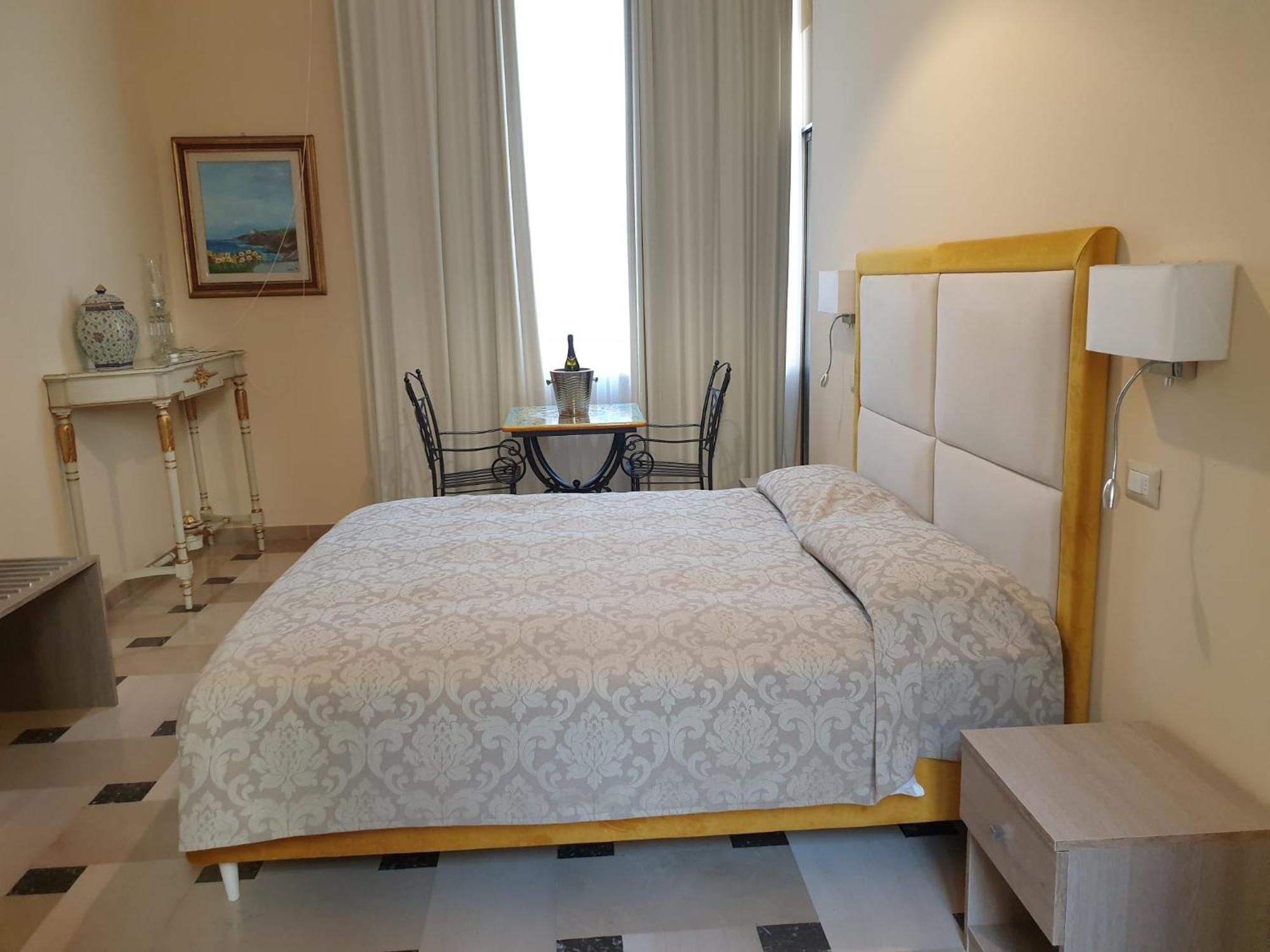 Bed and Breakfast Dimora Charleston Lecce Parcheggio Privato In Loco Gratis Habitación foto